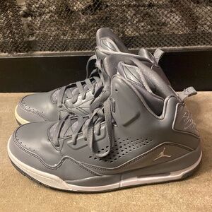 Nike Jordan SC-3 Flight Cool Gray Sz 8 Released 2017 629877-014 worn 1x leather